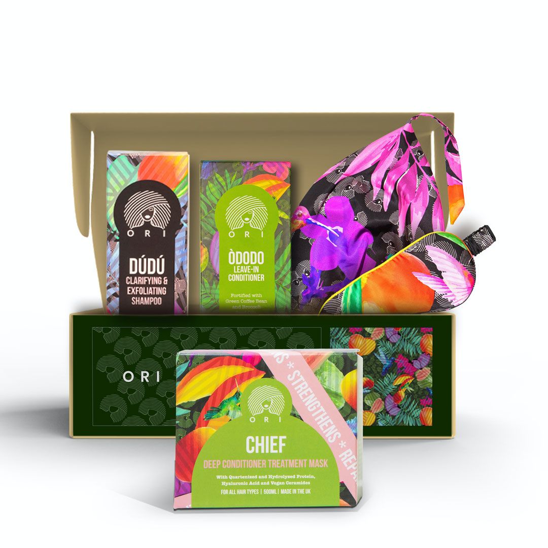 THE ESSENTIALS BOX