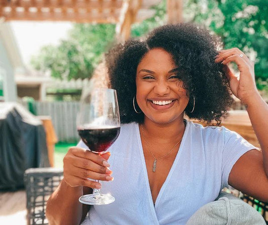 How does alcohol affect your hair?